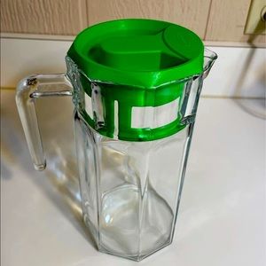 Vintage Pasabahce Glass
Pitcher w/green Lid
